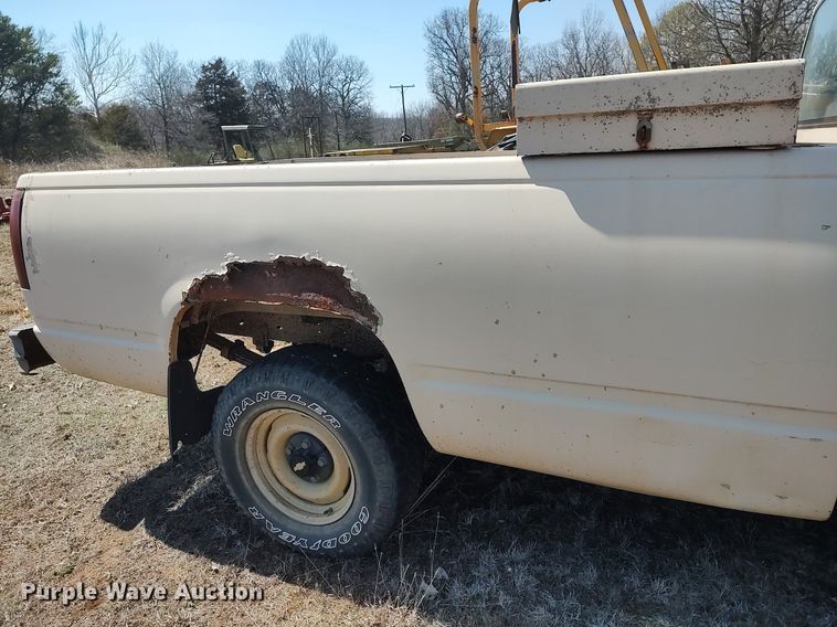 image for item DO3888 1992 Chevrolet C1500  pickup truck