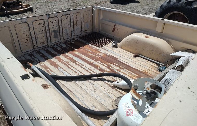 image for item DO3888 1992 Chevrolet C1500  pickup truck