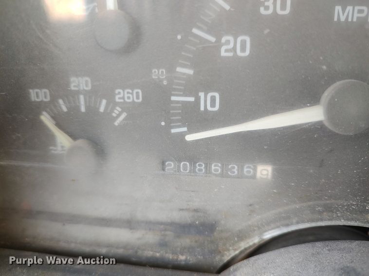 image for item DO3888 1992 Chevrolet C1500  pickup truck