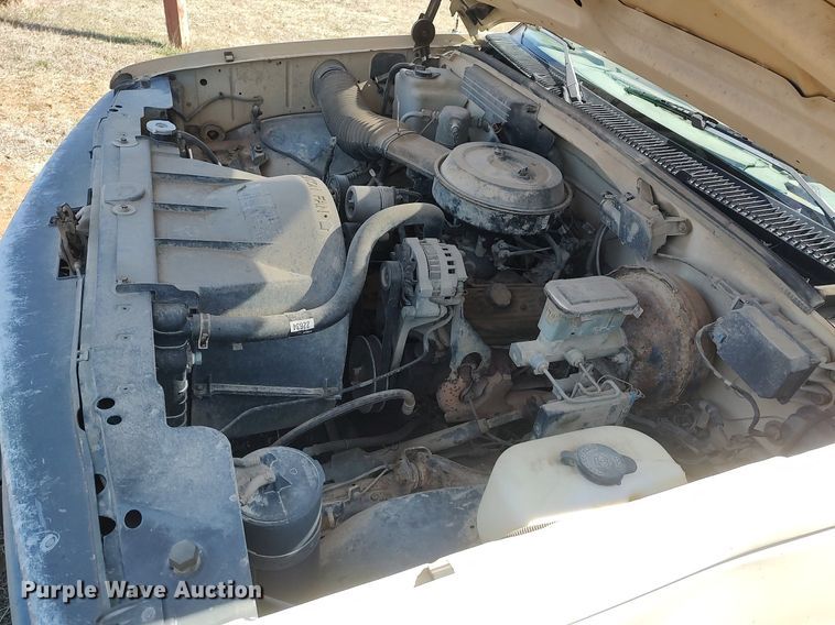 image for item DO3888 1992 Chevrolet C1500  pickup truck