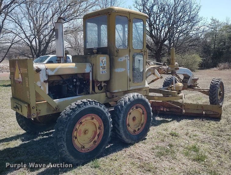 image for item DO3890 Galion  motor grader