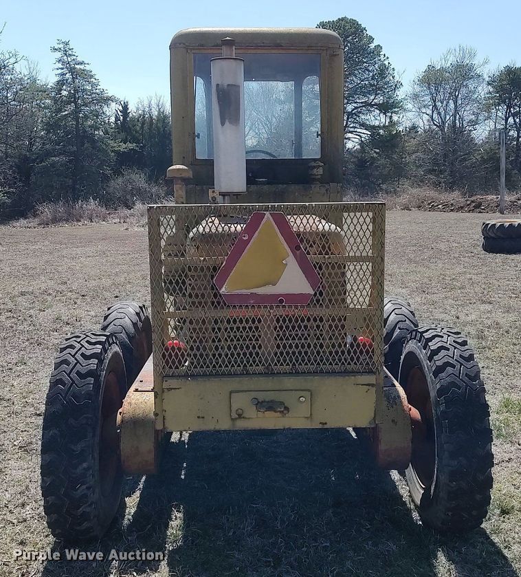 image for item DO3890 Galion  motor grader