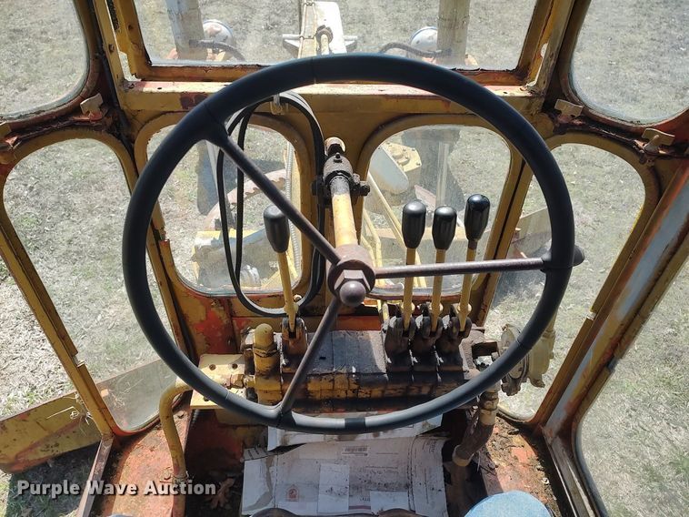 image for item DO3890 Galion  motor grader