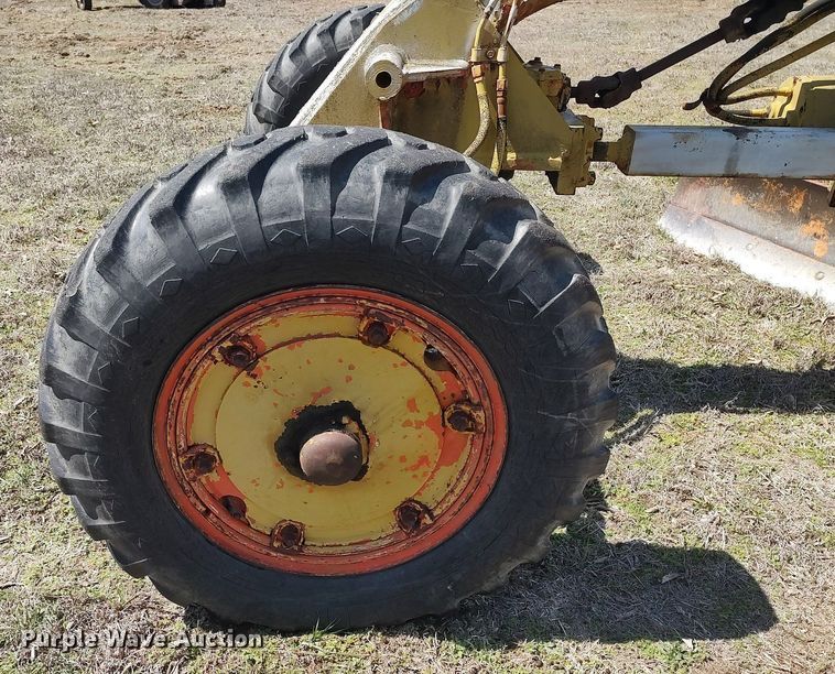 image for item DO3890 Galion  motor grader