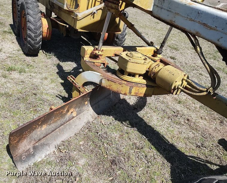 image for item DO3890 Galion  motor grader