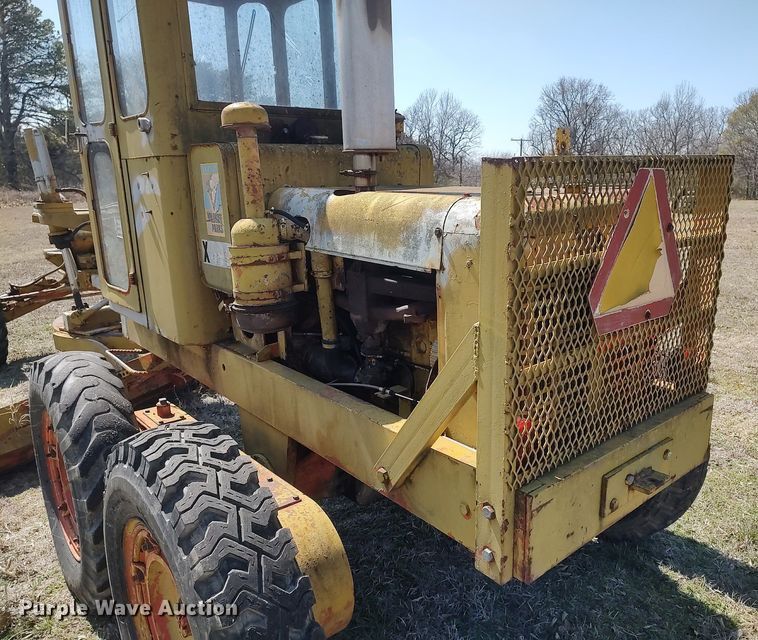 image for item DO3890 Galion  motor grader