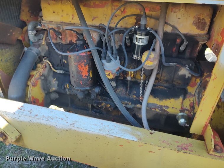 image for item DO3890 Galion  motor grader