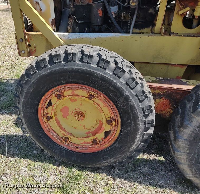 image for item DO3890 Galion  motor grader