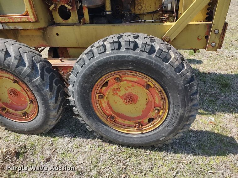 image for item DO3890 Galion  motor grader