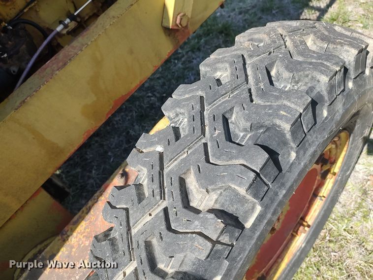 image for item DO3890 Galion  motor grader