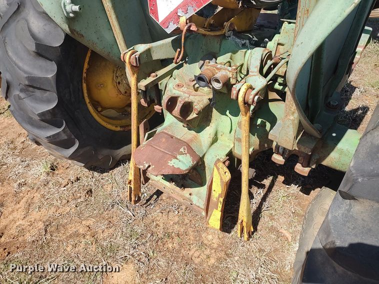 image for item DO3891 John Deere  tractor