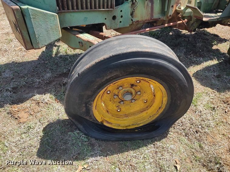 image for item DO3891 John Deere  tractor