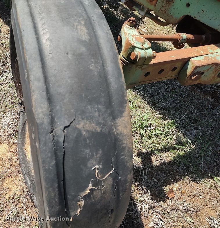 image for item DO3891 John Deere  tractor