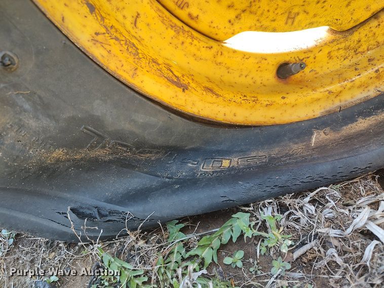 image for item DO3891 John Deere  tractor