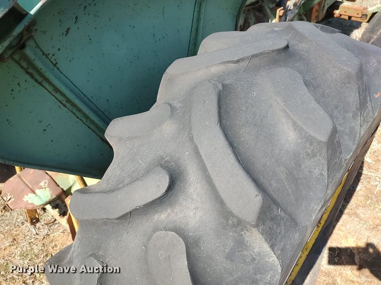 image for item DO3891 John Deere  tractor