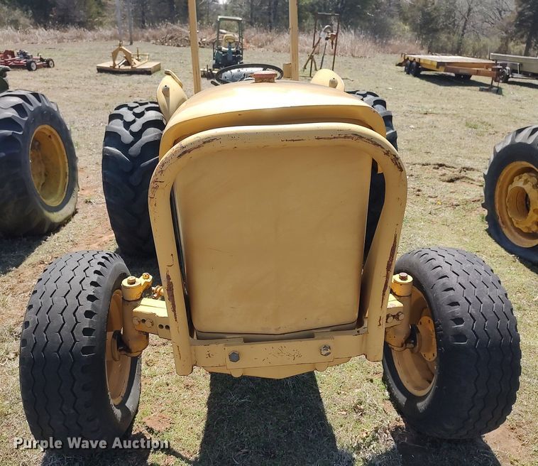 image for item DO3892 John Deere 301A  tractor