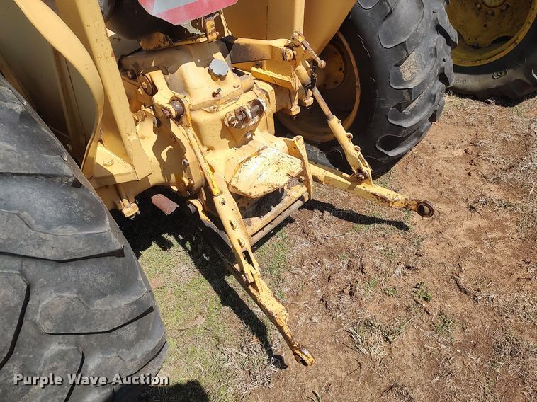 image for item DO3892 John Deere 301A  tractor