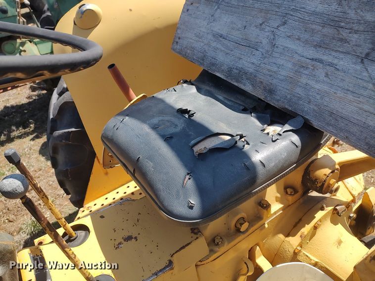 image for item DO3892 John Deere 301A  tractor