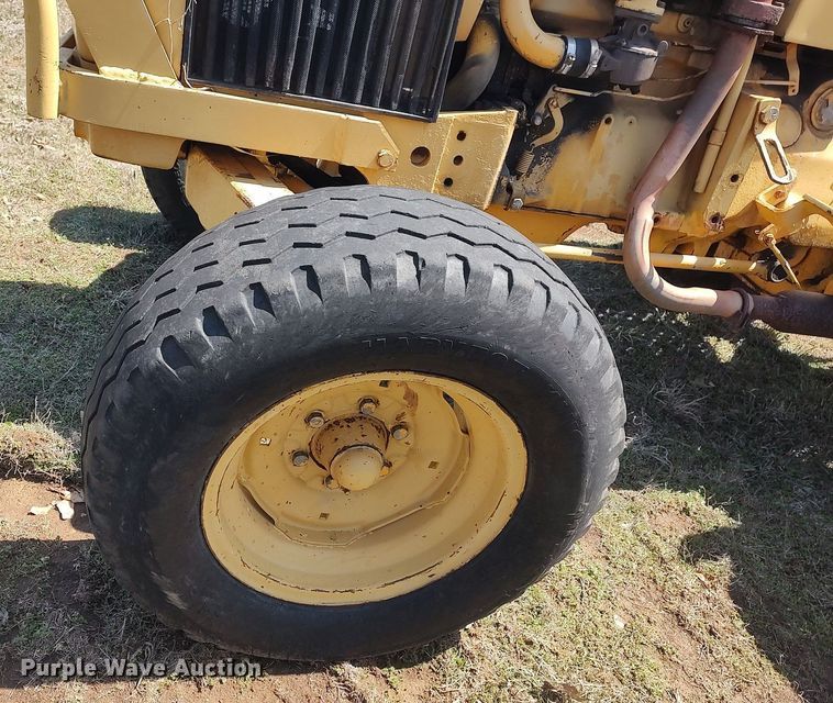 image for item DO3892 John Deere 301A  tractor