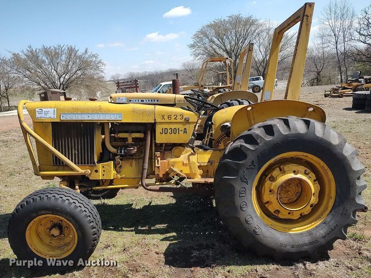 image for item DO3893 John Deere 301A  tractor