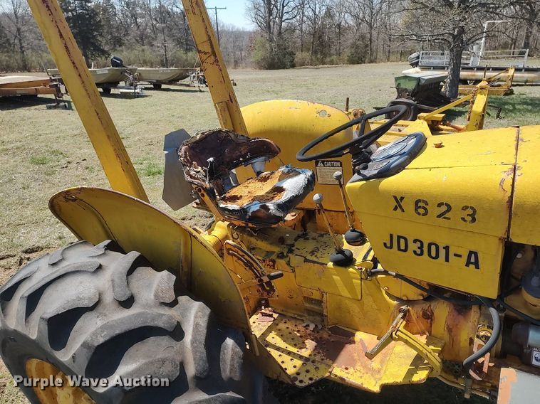 image for item DO3893 John Deere 301A  tractor