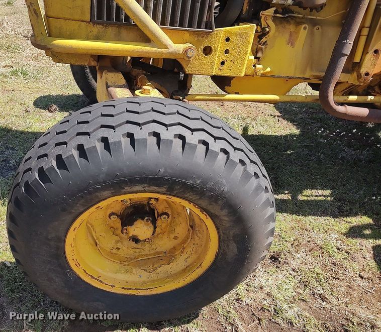 image for item DO3893 John Deere 301A  tractor