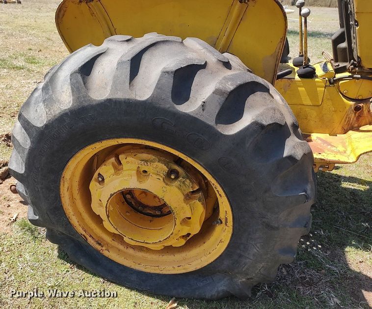 image for item DO3893 John Deere 301A  tractor