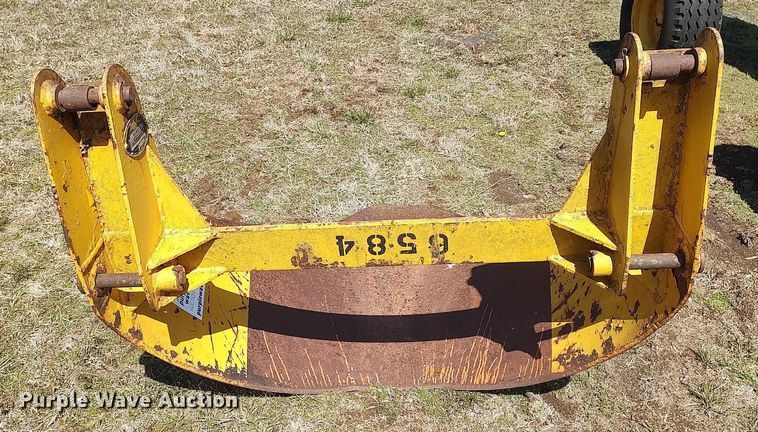 image for item DO3894 Hawk  44"W dirt scoop