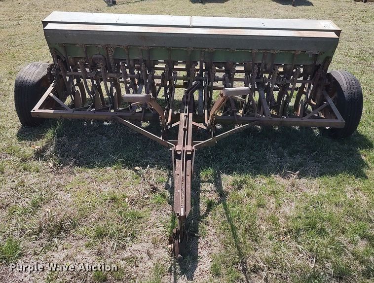 image for item DO3896 John Deere  grain drill