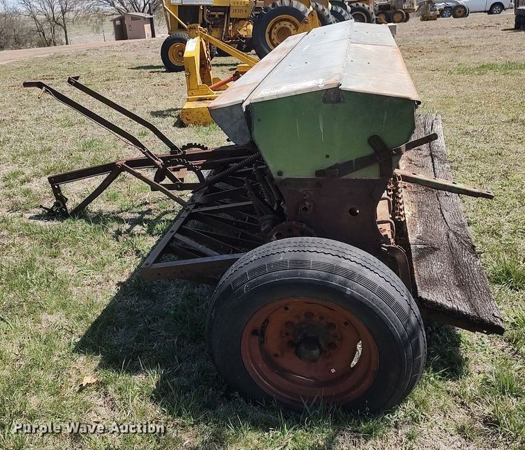 image for item DO3896 John Deere  grain drill