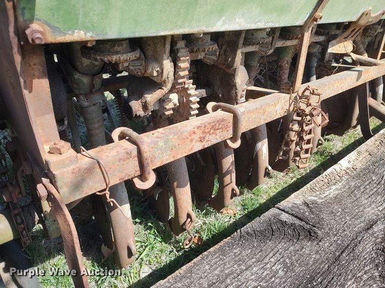 image for item DO3896 John Deere  grain drill