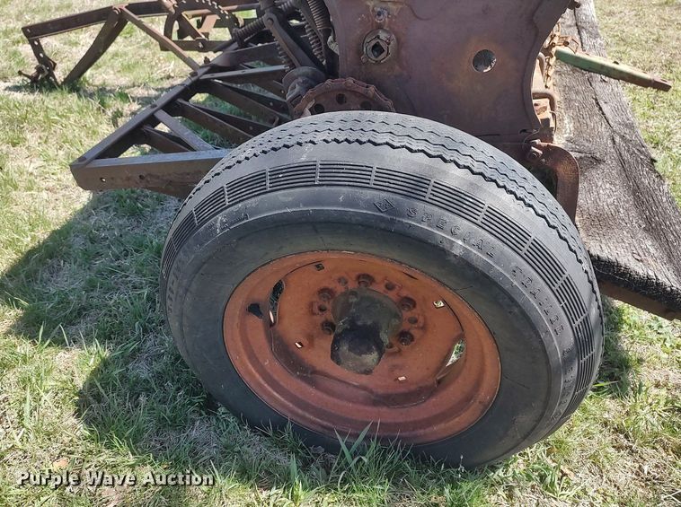 image for item DO3896 John Deere  grain drill