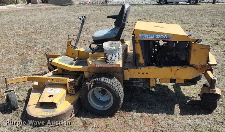 image for item DO3899 Excel Hustler 3200  lawn mower
