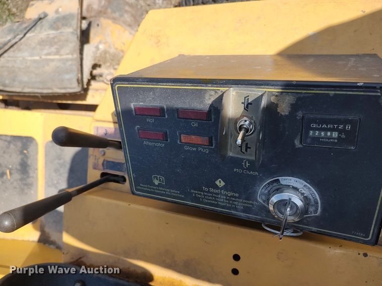 image for item DO3899 Excel Hustler 3200  lawn mower