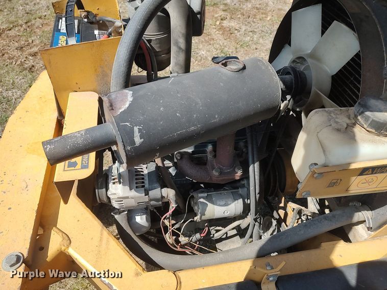 image for item DO3899 Excel Hustler 3200  lawn mower