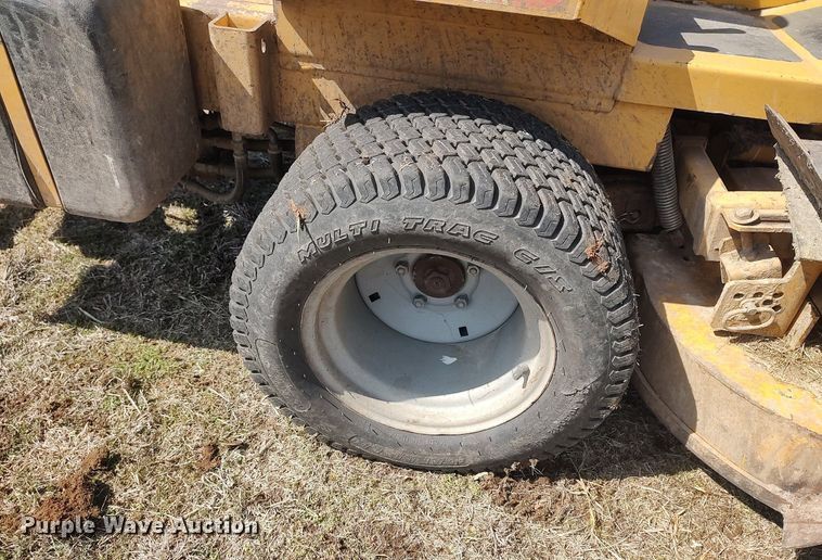 image for item DO3899 Excel Hustler 3200  lawn mower