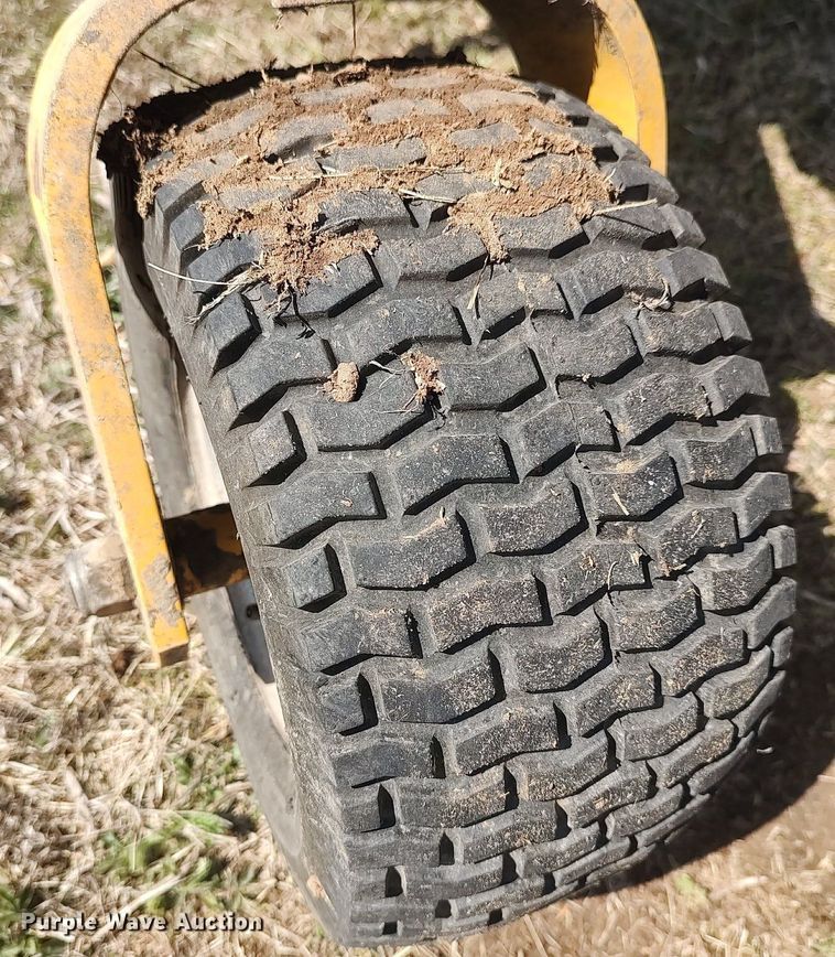 image for item DO3899 Excel Hustler 3200  lawn mower