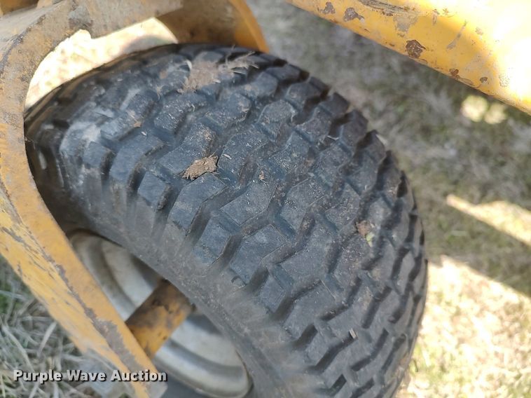 image for item DO3899 Excel Hustler 3200  lawn mower