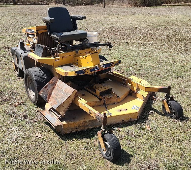 image for item DO3900 Excel Hustler 3200  lawn mower