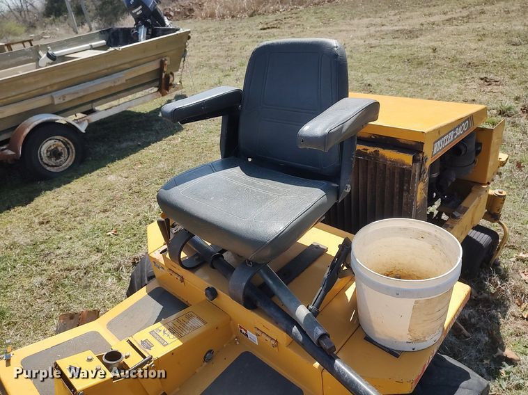 image for item DO3900 Excel Hustler 3200  lawn mower