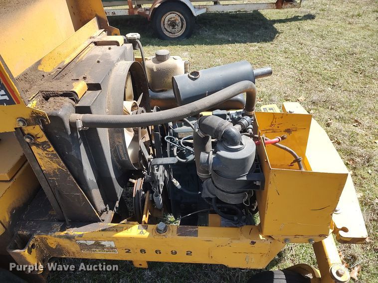 image for item DO3900 Excel Hustler 3200  lawn mower