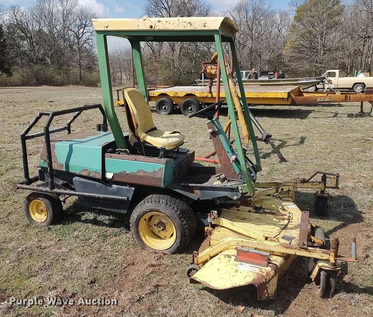 image for item DO3904 John Deere F930  lawn mower