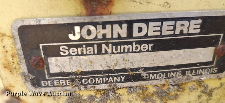 image for item DO3904 John Deere F930  lawn mower