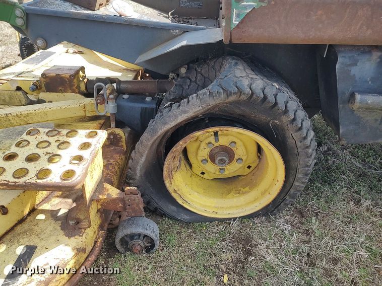 image for item DO3904 John Deere F930  lawn mower