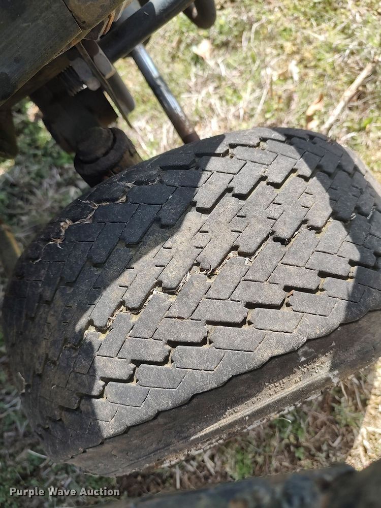 image for item DO3904 John Deere F930  lawn mower