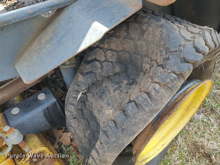 image for item DO3904 John Deere F930  lawn mower