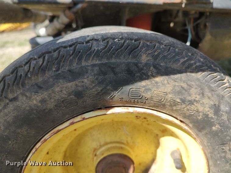 image for item DO3904 John Deere F930  lawn mower