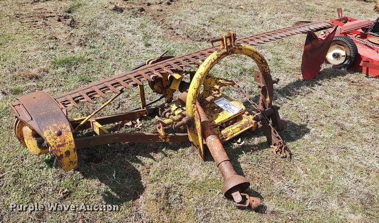 image for item DO3907 Sickle mower