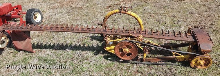 image for item DO3907 Sickle mower