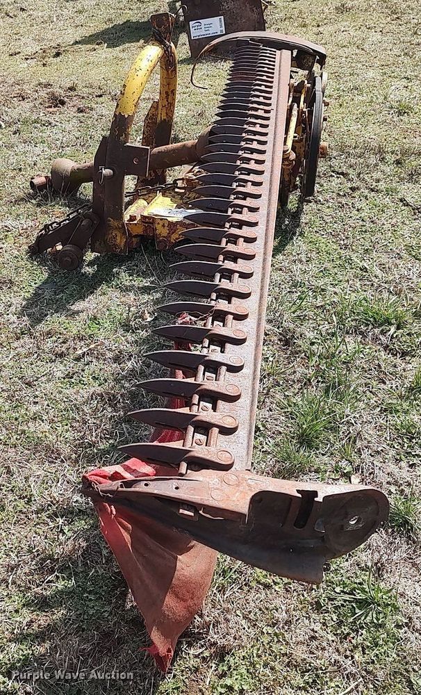 image for item DO3907 Sickle mower